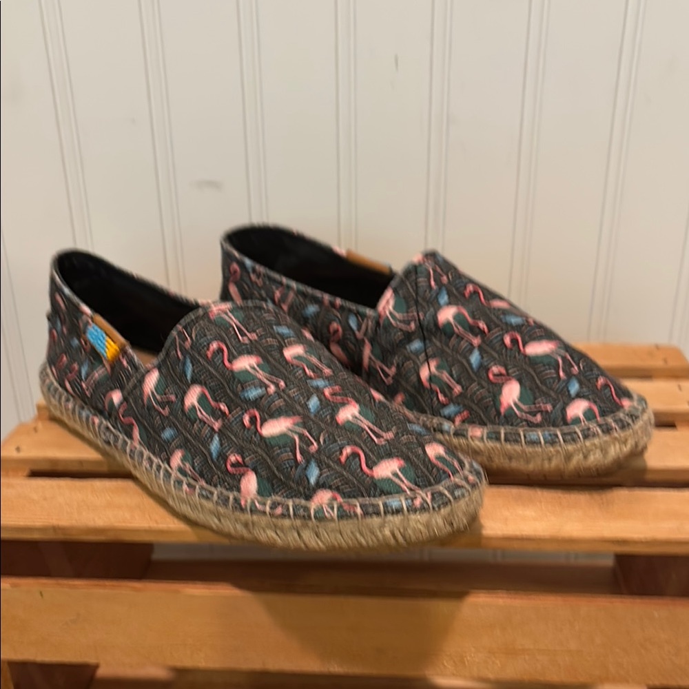 Ubuntu Flamingo Print Espadrilles Size 6.5 W